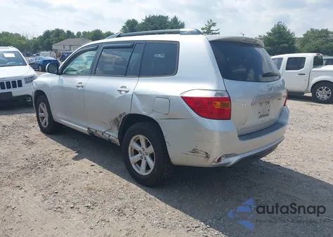 2010 Toyota Highlander Base V6 z USA, uszkodzony, nr VIN 5TDBK3EH1AS015964